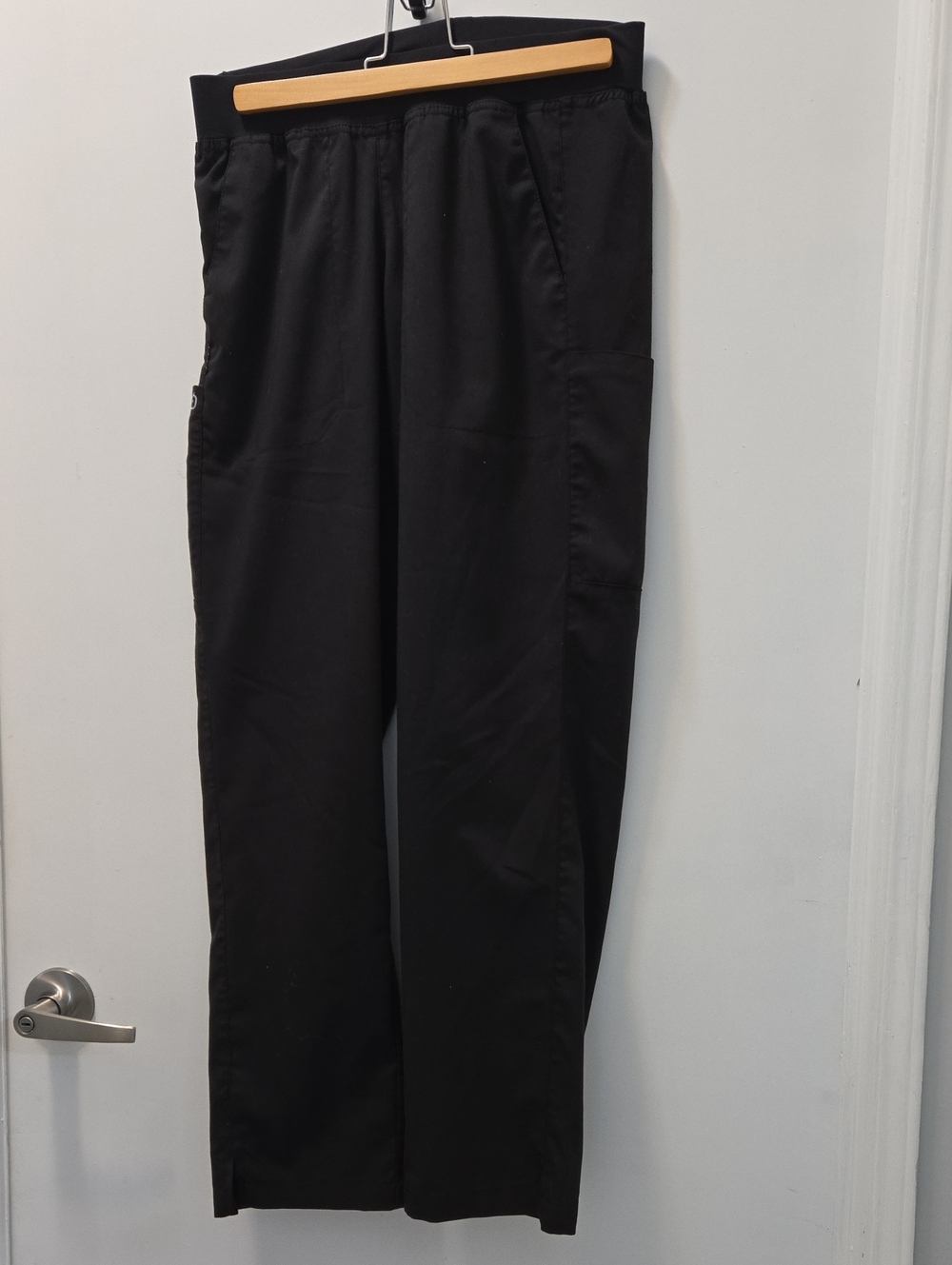 WonderWink Black Elastic-Waist Scrub Jogger Pants with Pockets